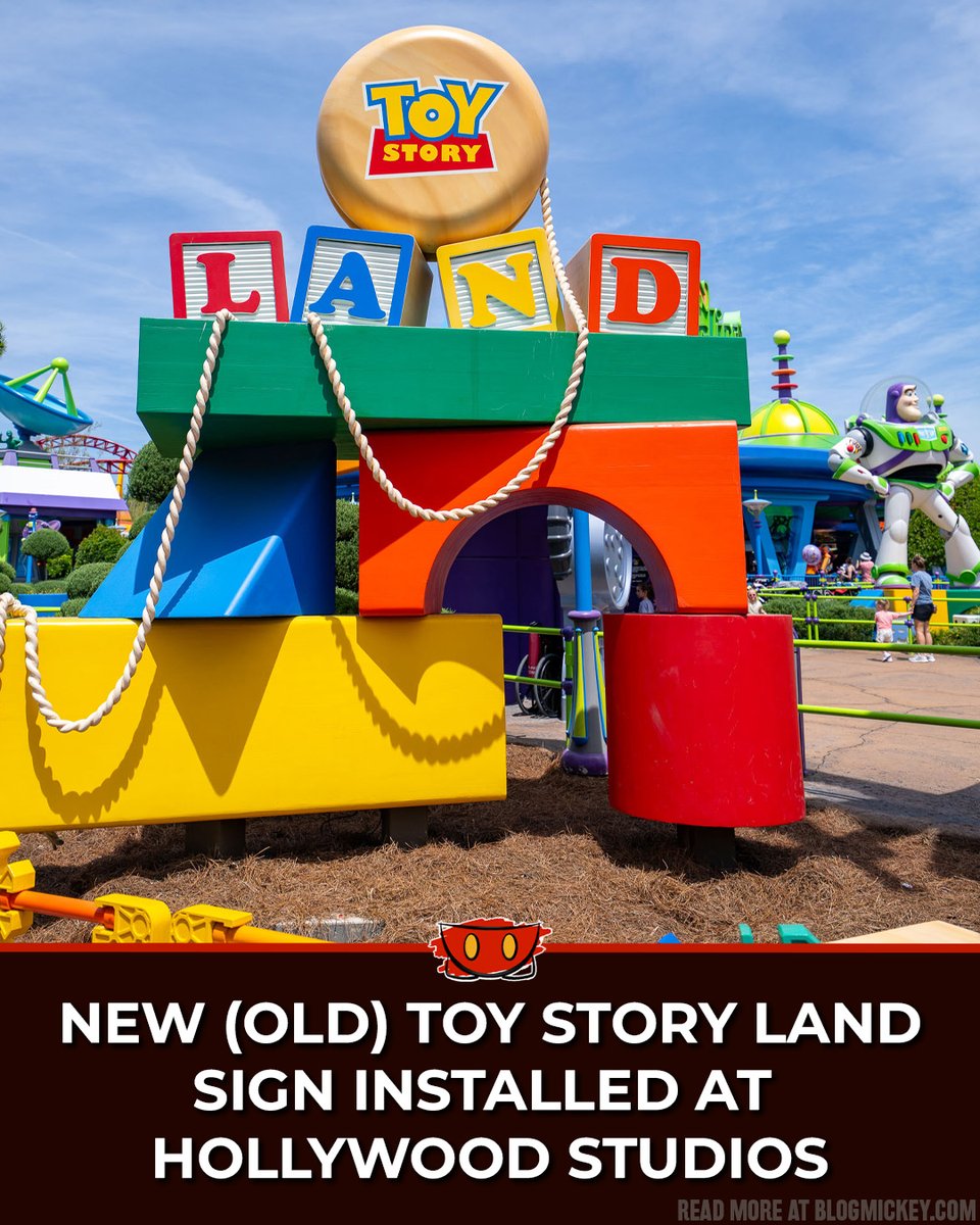 BlogMickey.com tweet media