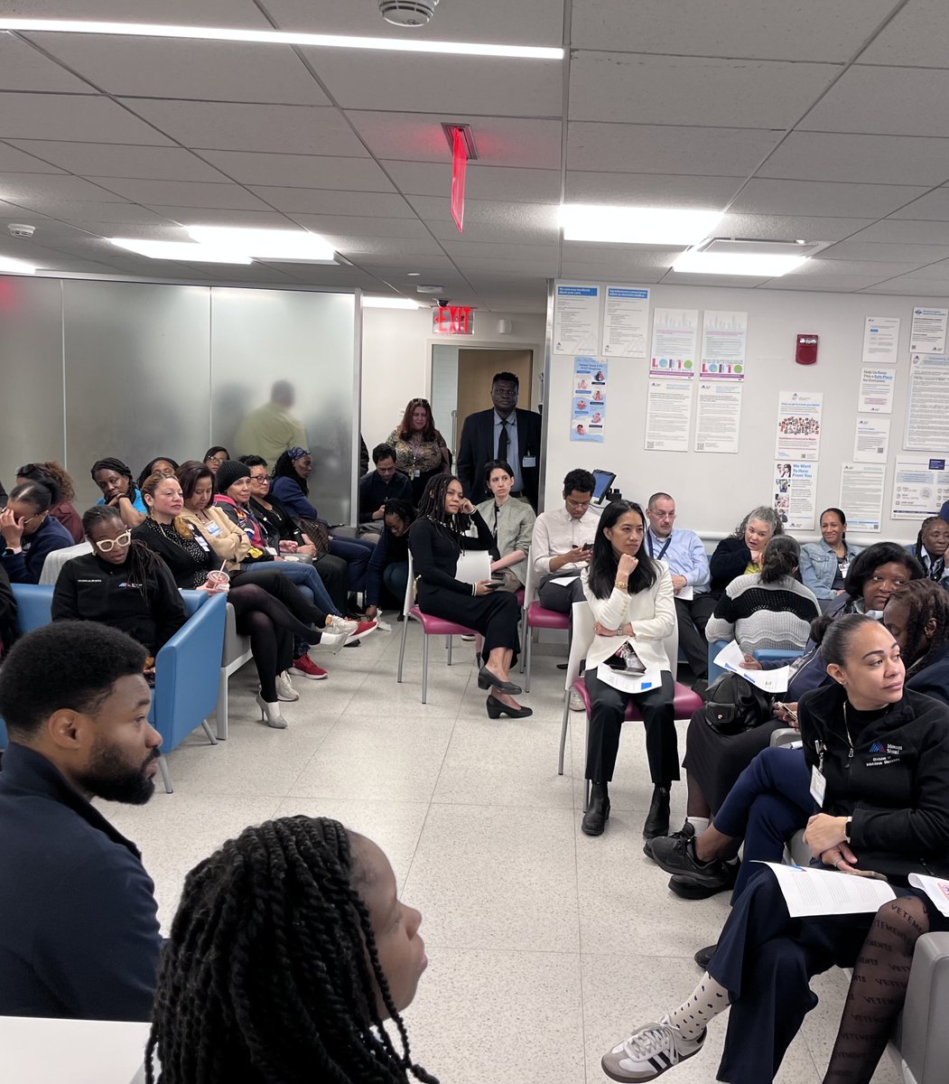 NYPD28Pct's tweet photo. Crime Prevention Officer Hall conducted a public safety meeting with the wonderful staff at Mt Sinai-Harlem Health Center. https://t.co/yYZ392x2zO