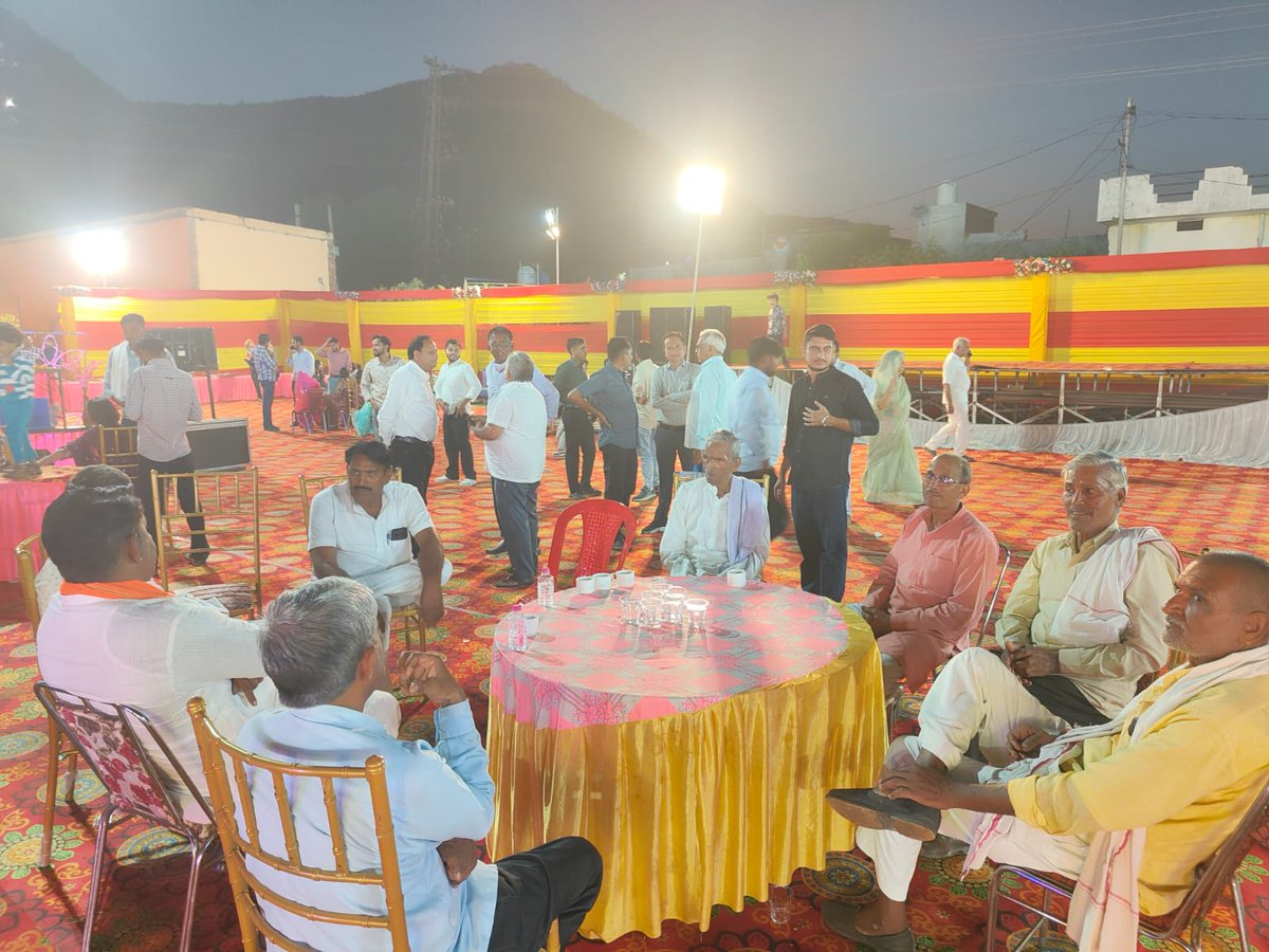 Rambilas4BJP's tweet photo. https://t.co/VBKJxef31W