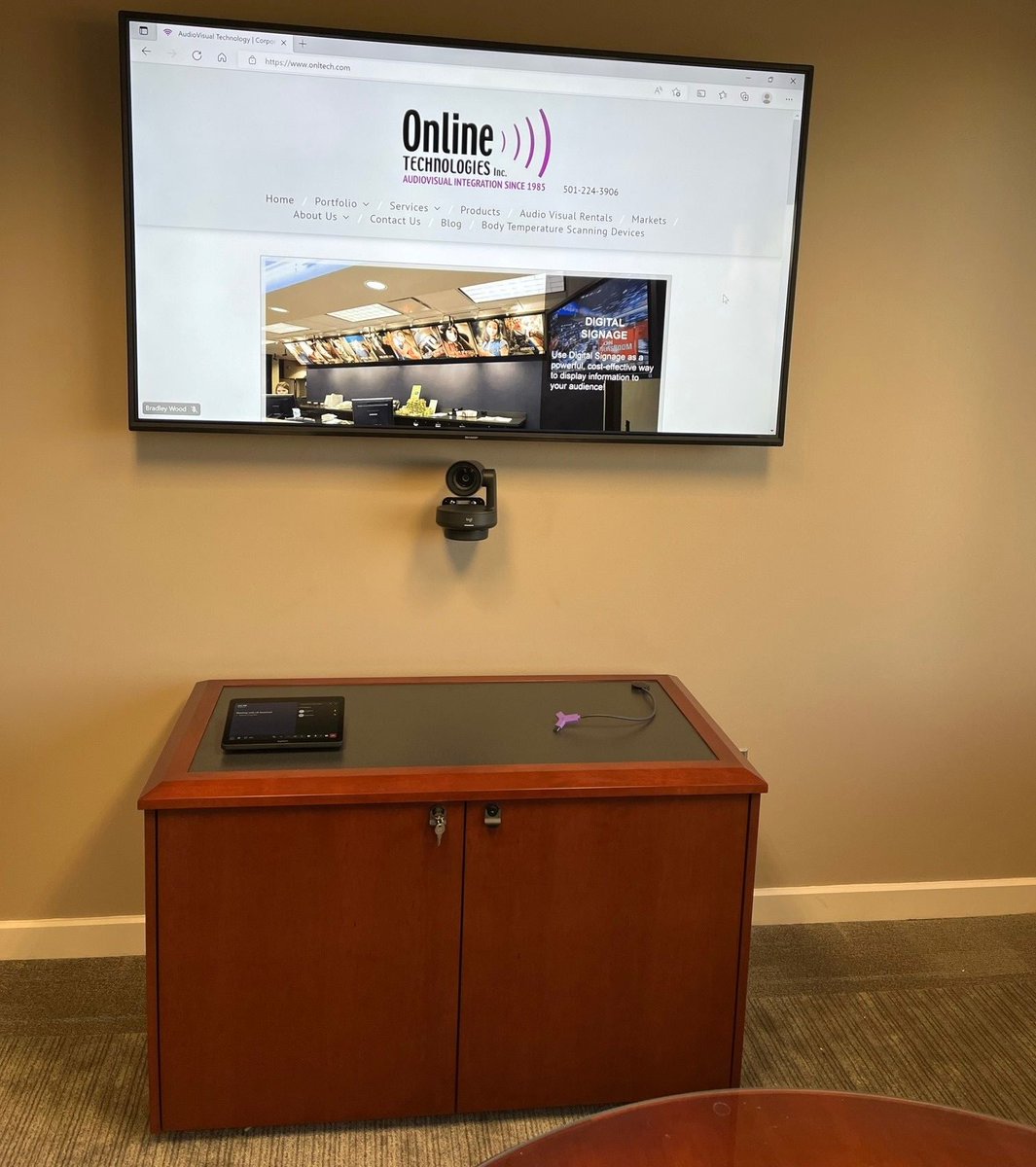 SoundCraftSys's tweet photo. Our credenzas don’t just store your equipment—they elevate your entire space. Designed for functionality, built for durability, and styled to impress.
#credenza #lectern #designbuild #presentationfurniture #avtweeps https://t.co/TmN8uI7Ssf