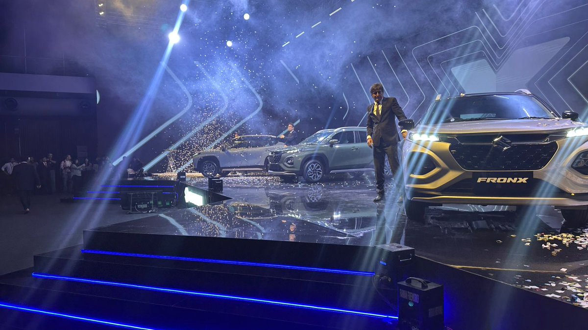 M_aRyI's tweet photo. #SuzukiFronx prices have been announced, and it comes in 4 variants:
PKR 5,999,999 (GL MT)
PKR 6,099,999 (GL AT)
PKR 6,299,999 (GLX 6AT – Mono-Tone)
PKR 6,374,999 (GLX 6AT – Two-Tone)
#SuzukiFronx #XUVSuzukiFronx https://t.co/SBRW6yxpev