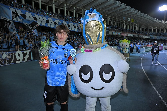 サッカーダイジェスト tweet media