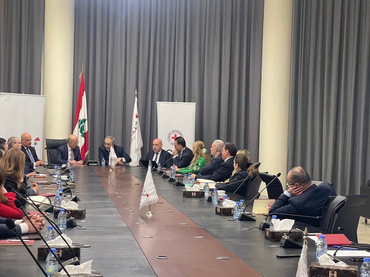 TarekMitri's tweet photo. نظمت اللجنة الوطنية للقانون الدولي الانساني بالتعاون مع وزارة العدل حلقة دراسية ونقاشية حول توثيق الانتهاكات الاسرائلية للقانون الدولي الانساني، شارك فيها عدد من القضاة في النيابات العامة والمحاكم الجزائية. https://t.co/PFhwfEcVDu
