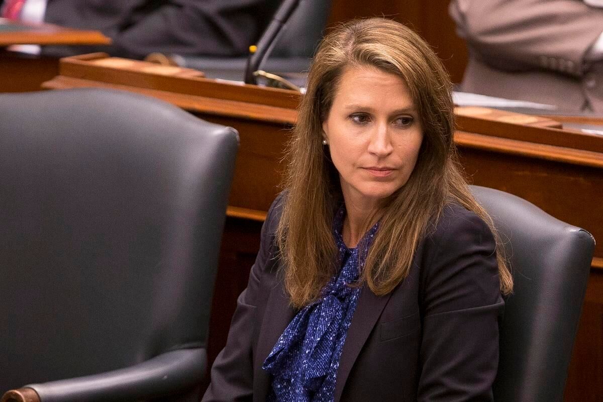 Will the President of the Treasury Board please just answer a question? 

@c_mulroney refused to respond even once after being asked repeatedly why she approved  the purchase of <a href="/fordnation/">Doug Ford</a>’s private luxury jet. 

Why did she sign off, and when will she turn over the receipts?