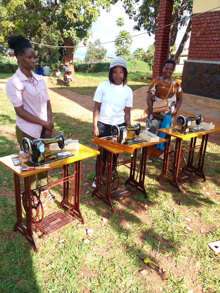 InadesRwanda's tweet photo. We have successfully distributed 25 sewing machines to the teen mothers we support under @ALBOANongd across Nyaruguru, Bugesera, Rwamagana, and Ngoma districts, equipping them with the tools to build sustainable livelihoods 

More distributions are planned in Huye and Nyamagebe https://t.co/Owfjaa6Lce
