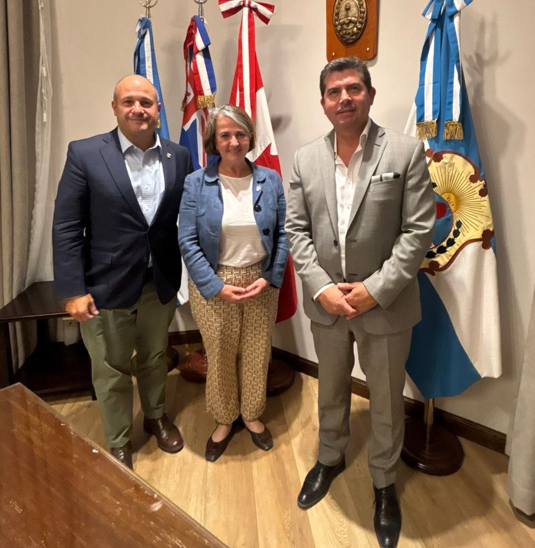 Embajadora de Australia en Buenos Aires tweet media
