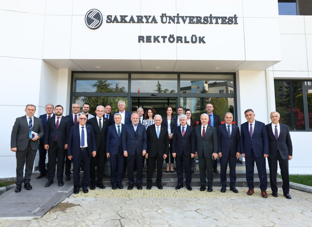 Binali Yıldırım tweet media