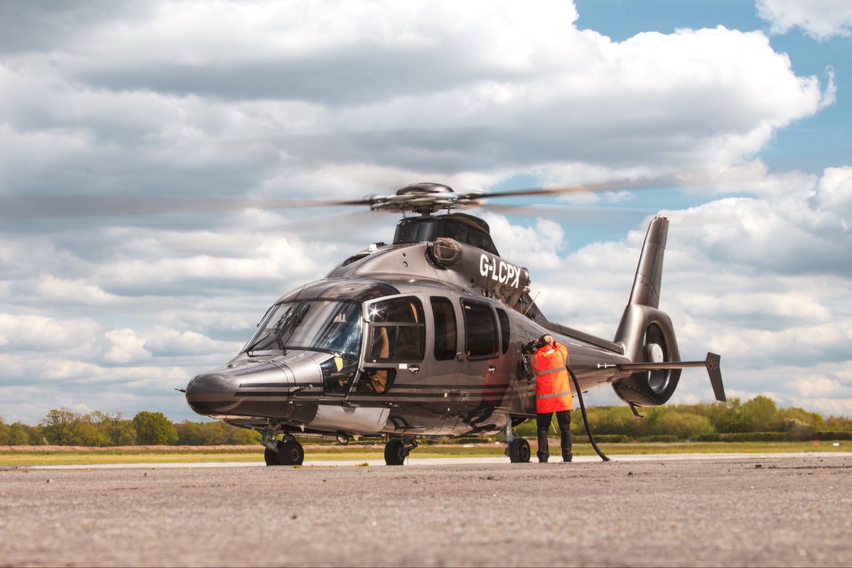 Wolverhampton Halfpenny Green Airport tweet media
