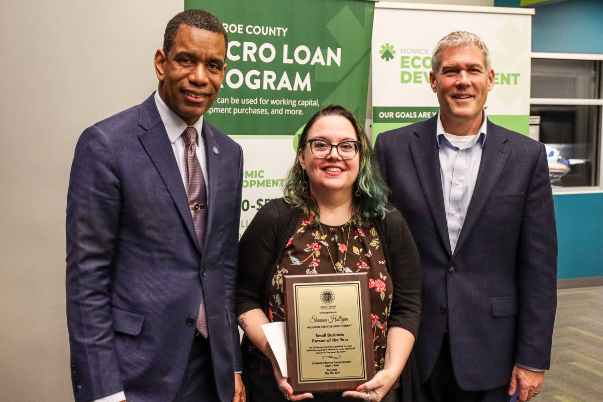 CountyExecBello's tweet photo. • Small Business Person of the Year: 
   Shannon Halligan, Halligan Creative Arts Therapy
• Small Business of the Year: Jon Weaver, CatPrint
• Veteran-Owned Small Business of the Year: 
   Ray Holtz, Nairy Mechanical

Congrats to this year’s winners!
https://t.co/EO9ApUAV5h https://t.co/kuDKc26Q89