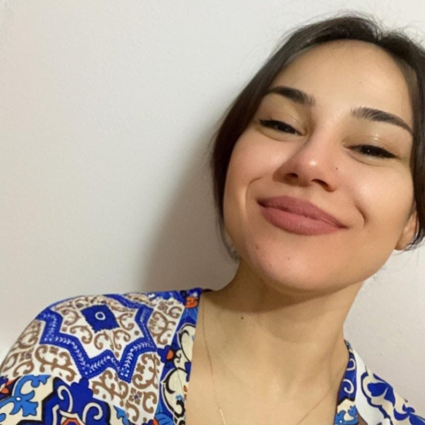Bugün <a href="/TCYargitay/">Yargıtay Başkanlığı</a> aradım
Öncelikli dosyalar var DİLEKÇENİZİ temmuzda sorun dediler
Devletin lojmanında kurşunuyla memuru tarafından 3YIL önce kızım öldürüldü temmuzda 2YIL SERBEST olcak bunun önceliği yokmu <a href="/abakingurlek/">Akın Gürlek</a>
KİMSE İÇİN BU CANIN KIYMETİ YOKMU GÖRÜN ARTIK 3YILDA YETER