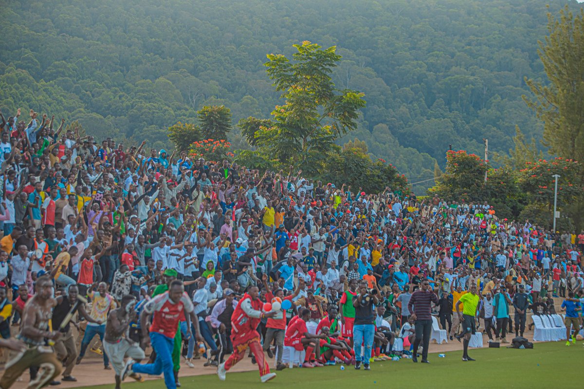 KicukiroDistr's tweet photo. Abafana bari bakubise buzuye, Nyamirambo yose biyamirira hamwe bati "Masaka yacu tsinda batsinde". (4) https://t.co/kvMdNAymJU