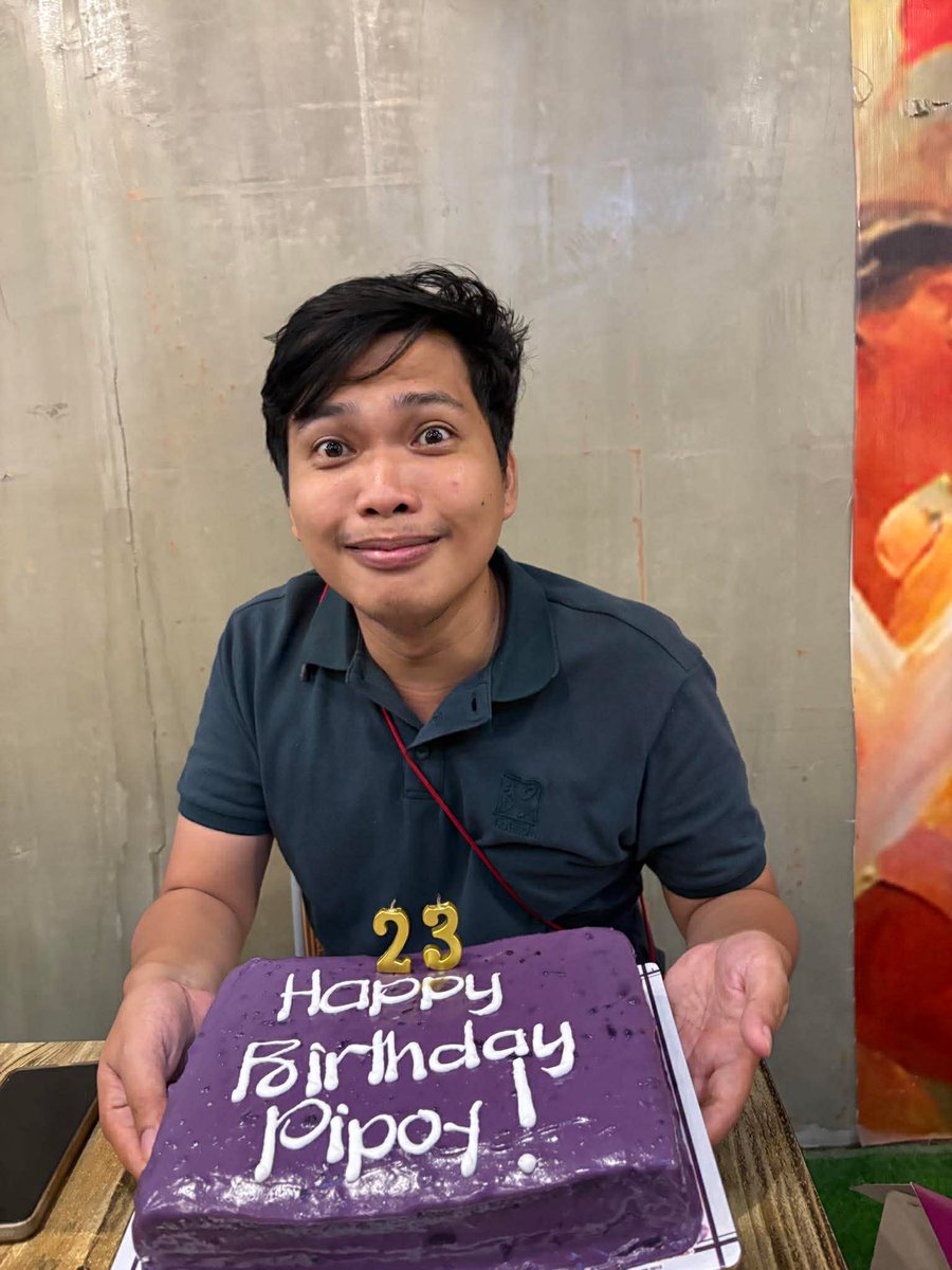 EIPOI's tweet photo. Thank you sa pa cake! 🤗 https://t.co/QQRxAU0PEk