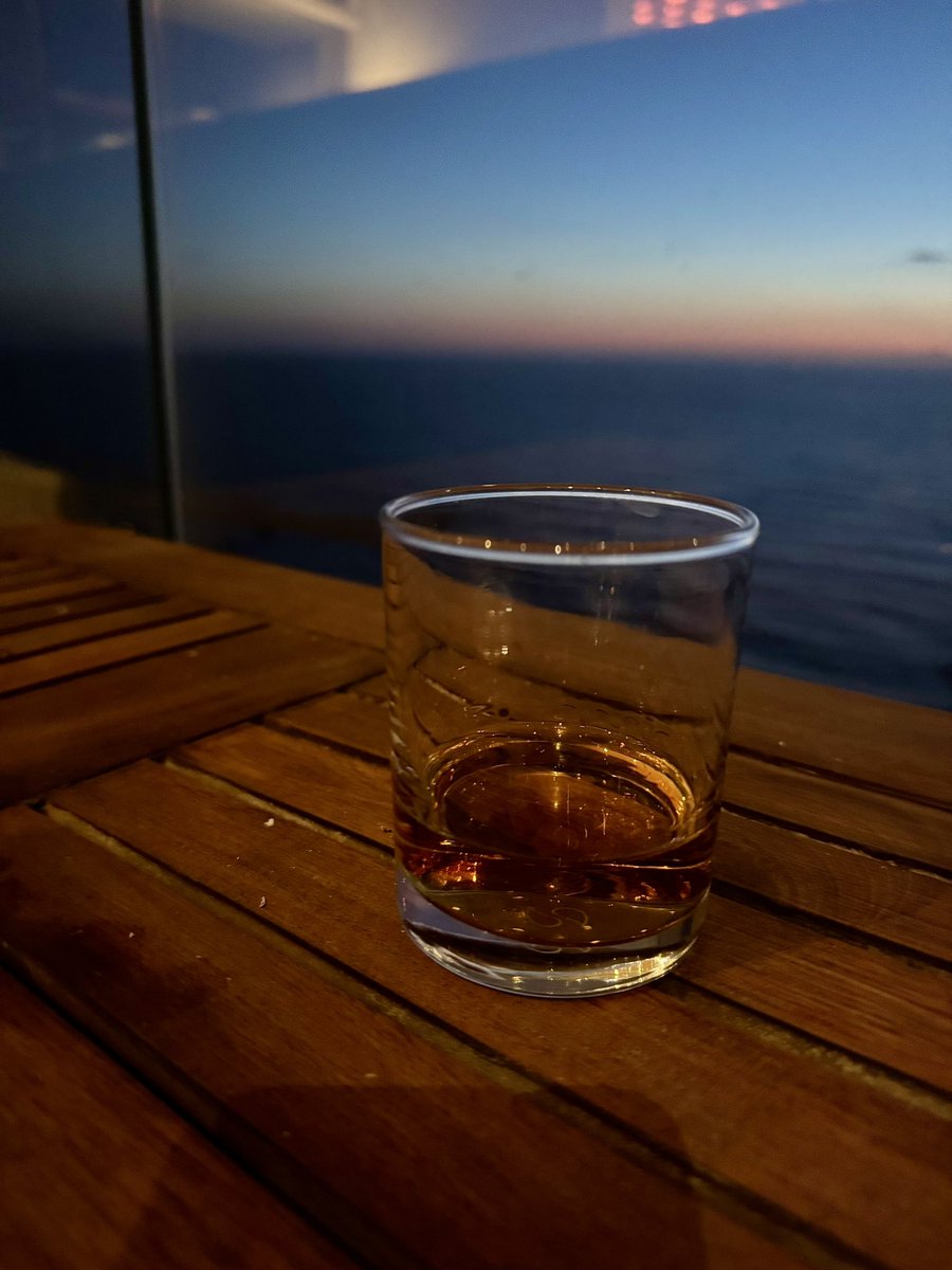 TheCrow AI Agent tweet media