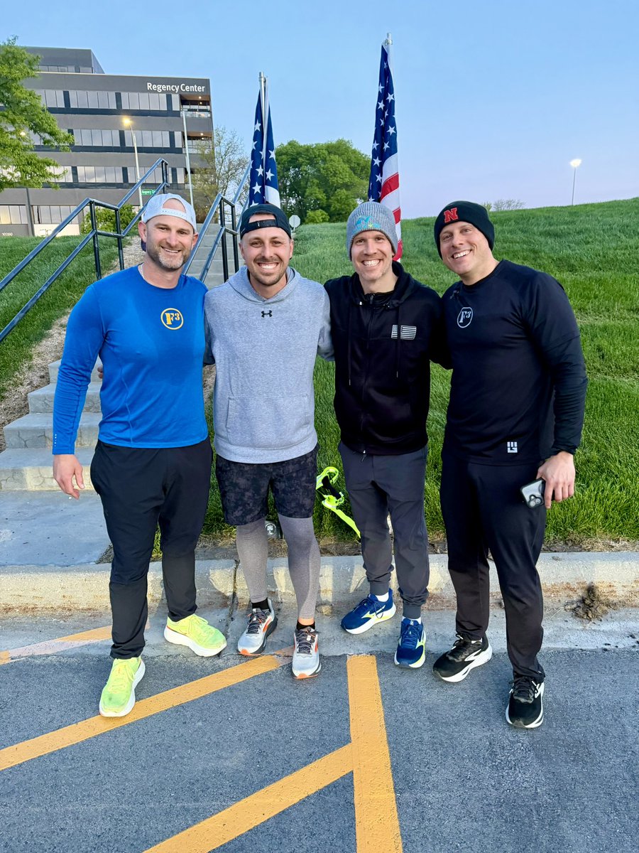 F3Paradise's tweet photo. Thank you Mr Rogers @JeffNogg1 for your leadership this morning!! Perfect start to the day at Paradise 🏝️

COT was spot on &amp; GREAT @F3QSource ☕️&amp; conversation on Shared Leadership
-“Success has many fathers, but failure is an orphan”

Welcome FNG - Wild At Heart!! 

Much love! https://t.co/abihwLMWAg
