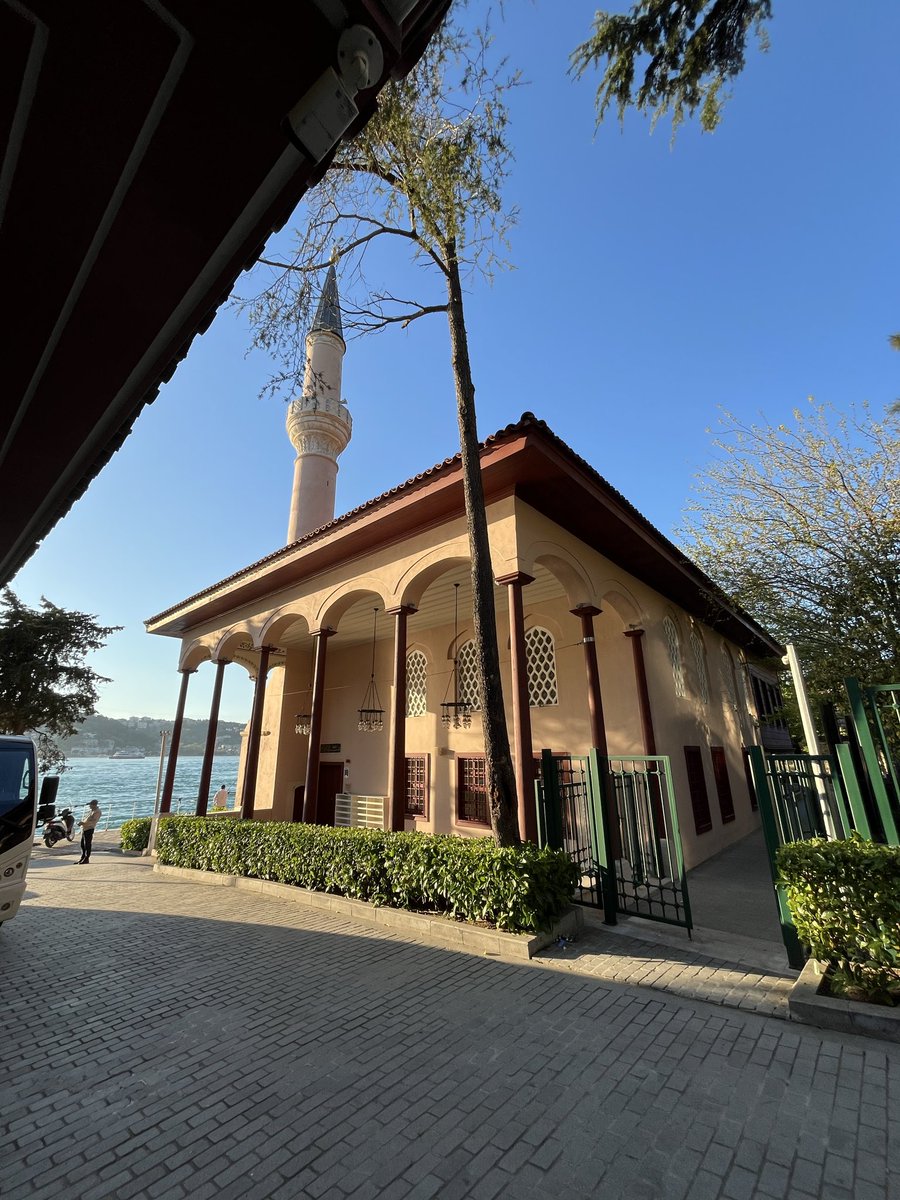 Resularslann74's tweet photo. 📍Üsküdar
🕌Vaniköy Camii https://t.co/lUVx7PsNO9