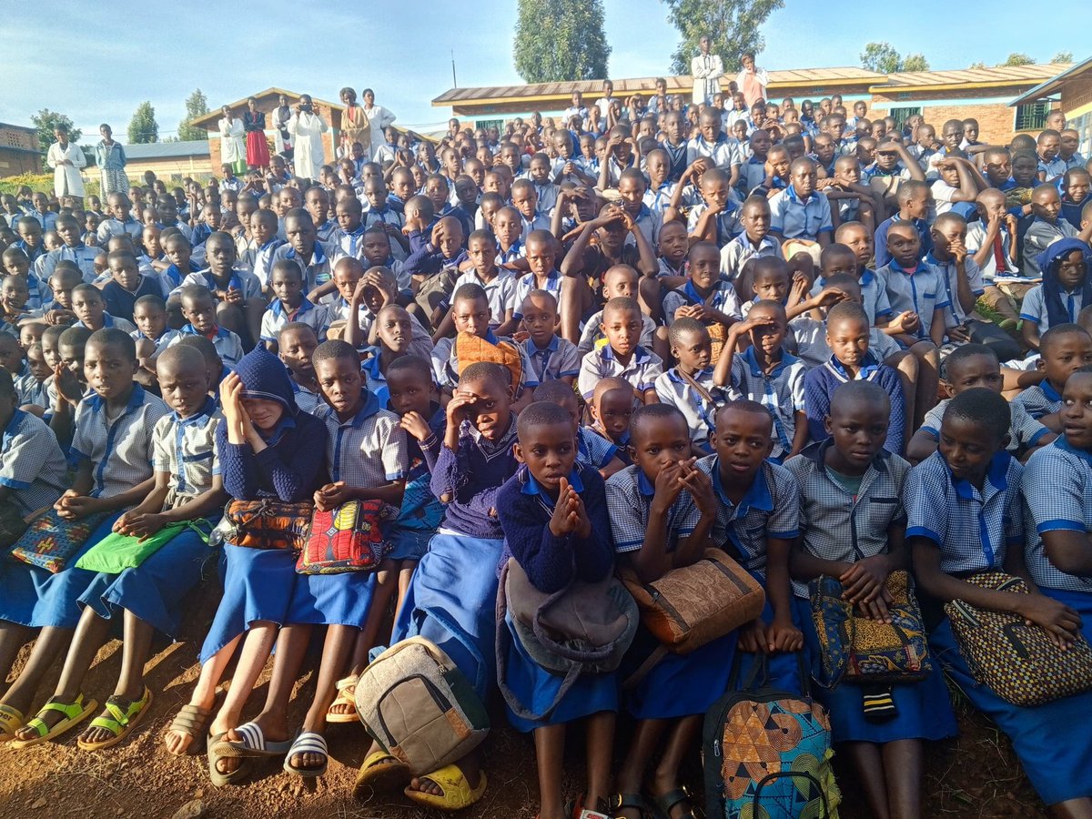 EAR DIOCESE OF BYUMBA tweet media