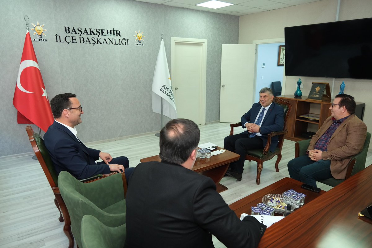 abalin's tweet photo. AK Parti Gebze İlçe Başkan Yard. Sn. Mustafa Yaylak ve Ordu Kumrulu İş Adamları Der. Başkan Yard. Sn. İsa Arama’yı İlçe Başkanlığımızda misafir ettik.

Nazik ziyaretleri ve kıymetli muhabbetleri için teşekkür ediyorum. https://t.co/m1VJ2k6oZO