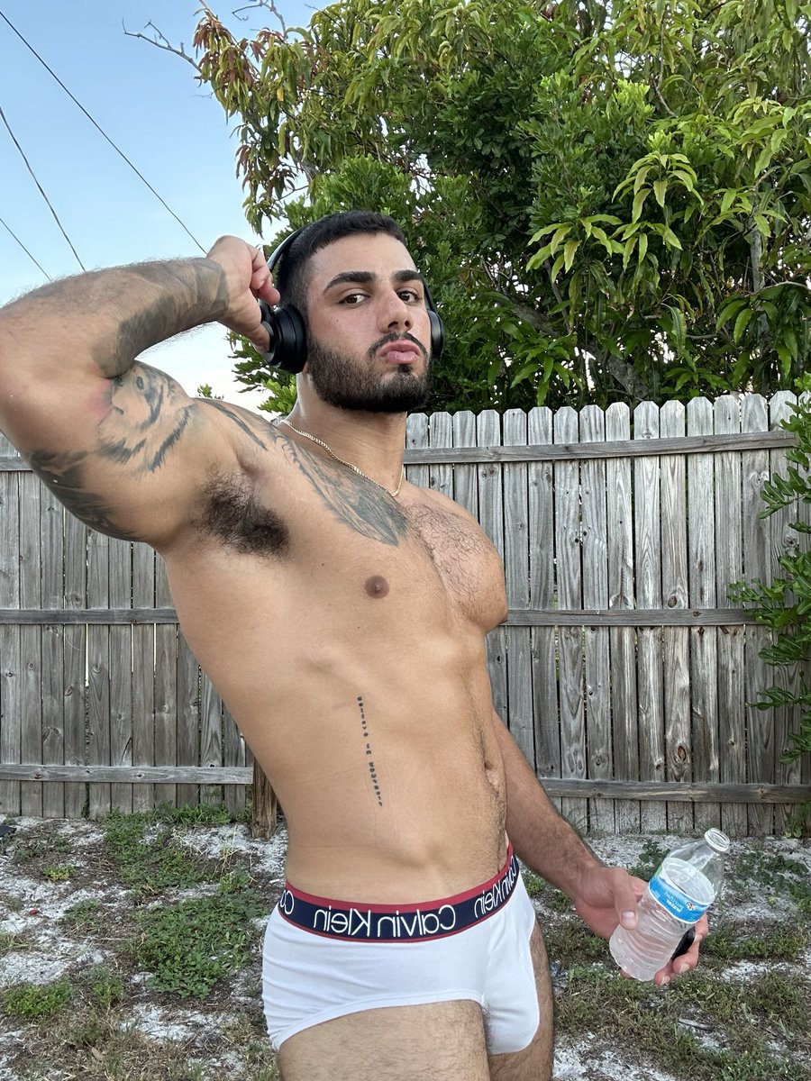⛱️