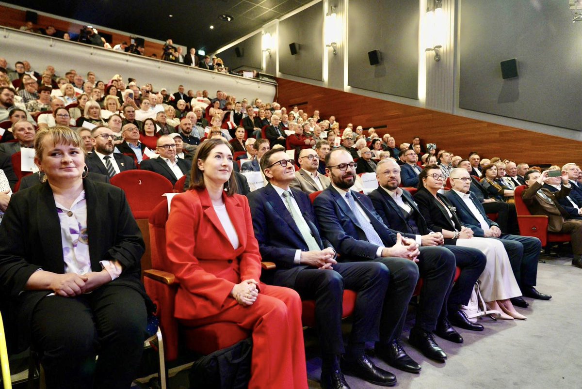 Popieramy Premiera Mateusza Morawieckiego tweet media