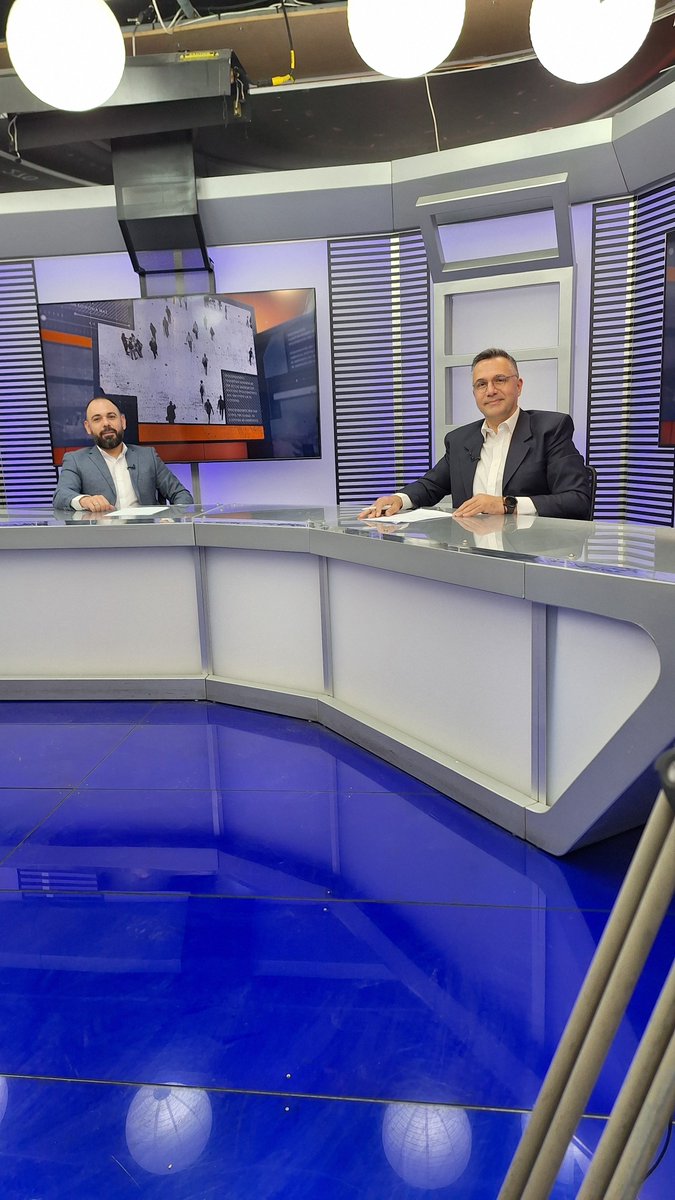 MusicNetCy's tweet photo. Χρίστος Γεωργίου, Διευθυντής του Κυπριακού Κέντρου Διεθνούς Ινστιτούτου Θεάτρου, στις Προσωπικότητες με τον Άγγελο Ιακωβίδη αυτή την Τετάρτη 6/5/26 στις 20:00 στο Capital. Επανάληψη Σάββατο 9/5/26 στις 14:00. #prosopikotites #capitaltv #angelosiacovides https://t.co/y7c4lmLOdQ