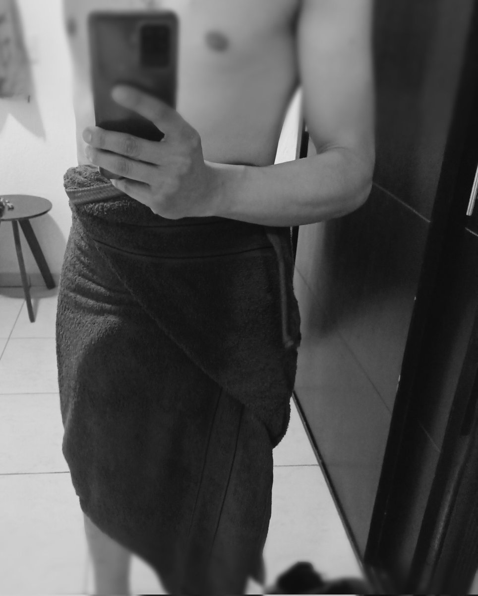 misingle24's tweet photo. Tarde calurosa saliendo de un rico refrescón, este calor aumenta las ganas de estar en un jacuzzi 🤪😛
Tlalnepantla Cuautitlán Tultitlán

#single #MiercolesDeMorboYProvocación 
#hot https://t.co/XyA8WmhVSG