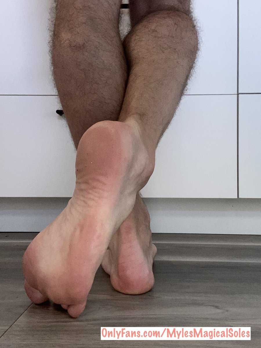 MylesMagicSoles tweet media