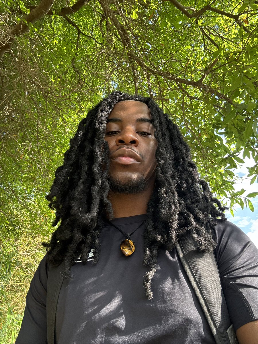 Mr.Loaded🌱 tweet media
