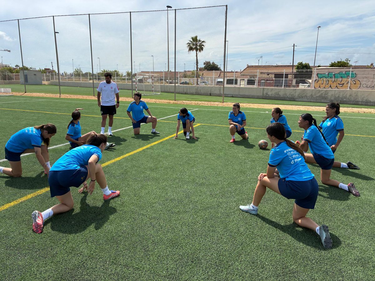 ffrm_es's tweet photo. ✨💪 | Continuamos quemando etapas en el Programa de Talento Deportivo y Tecnificación de la @ffrm_es. 

📝 Esta vez hemos entrenado en Santiago de la Ribera y en el CAR de Los Alcázares.

¡Seguimos 😀! https://t.co/f8llGzfsHp