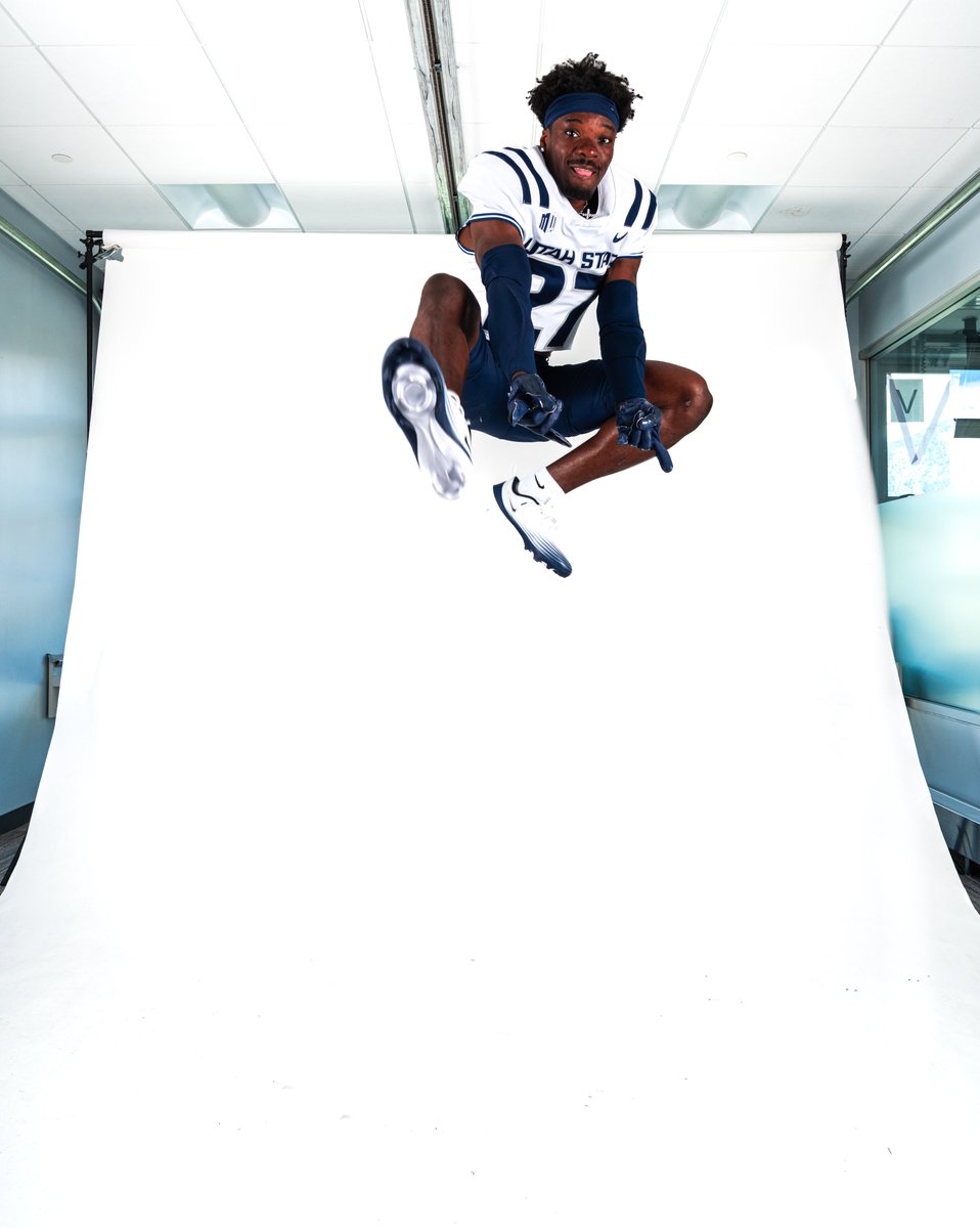 USU Football tweet media