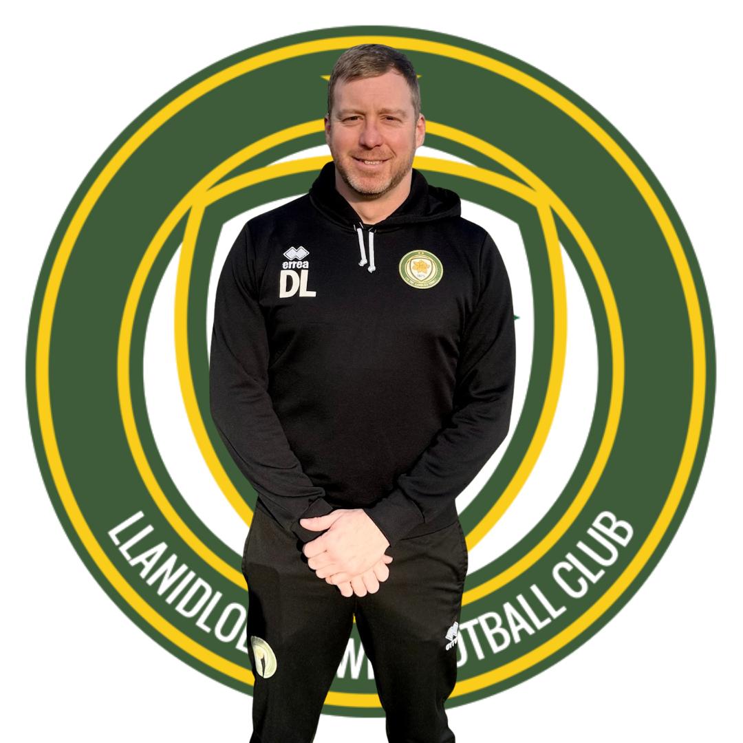 Llanidloes Town fc tweet media