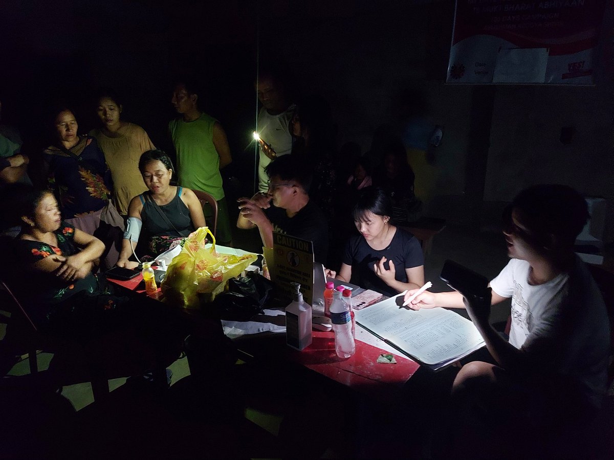 DtoMamit's tweet photo. Ayushman Arogya Shivir at Zawlpui Village, Mamit District. (Hard to reach area) Activities: HH X-ray screening, NCD screening, IEC distribution and Awareness Campaign.
(Due to heavy rainfall, the activity was done without electricity at village community hall)
 #tbmuktbharat https://t.co/MnCDQax5s4