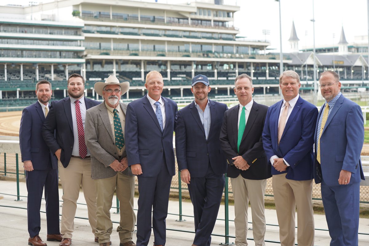 KYAgCommish's tweet photo. Another incredible Derby week in the books! 🐎 One of my favorite traditions is the Trainers Dinner — and it’s always great to see Kentucky Proud food on full display, showcasing the best of what our farmers bring to the table. 🌾🍽️ https://t.co/qdZOJ2Viu5