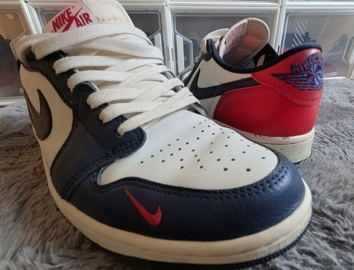 22philip309's tweet photo. #yoursneakersaredope @Jumpman23 mein Liebling https://t.co/3ioTBEdBQA