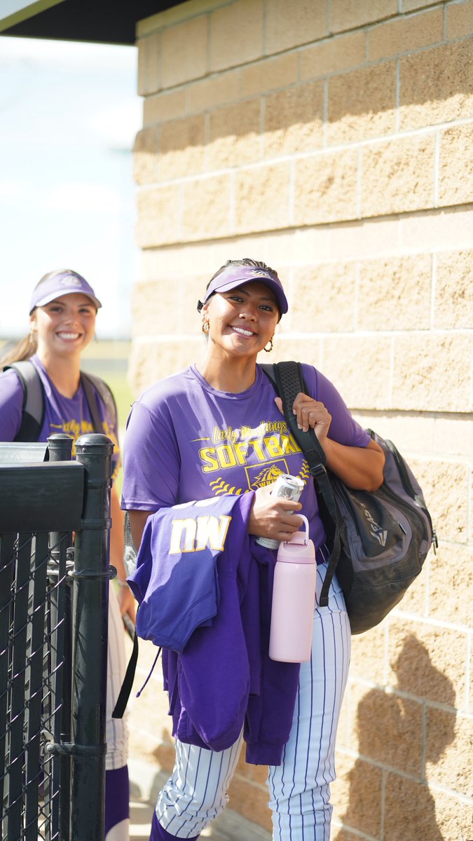 wnmu_sb's tweet photo. Stangs’ are 🔒 in! https://t.co/BTH7TPtuTj