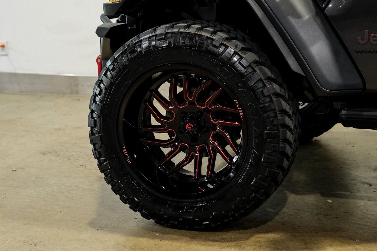 TXVExchange's tweet photo. 2024 Jeep Wrangler Unlimited Rubicon - $57,900

Exterior: Granite Crystal Metallic Clear Coat
Interior: Black
Engine: 3.6L V6
Transmission: Automatic
Drivetrain: 4x4
Mileage: 11,539
City / Hwy MPG: 16 / 22

#Jeep #Wrangler features: https://t.co/yTPstKV4pv https://t.co/Wduk0GOAR0