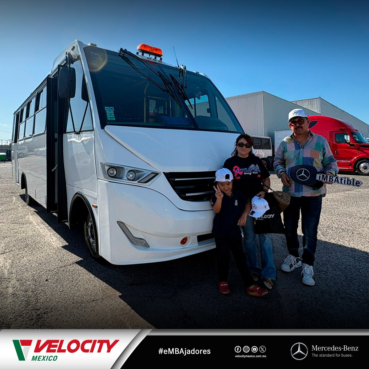 CANORSA1's tweet photo. Seguimos impulsando el crecimiento de nuestros clientes 
Realizamos la entrega de un Autobús LO 916/48 Mercedes-Benz  2026, Euro V, con capacidad para 31 pasajeros en nuestra sucursal  en Mexicali.
Una unidad diseñada para ofrecer máximo rendimiento, seguridad y confort. https://t.co/bhW0D3Sc6H