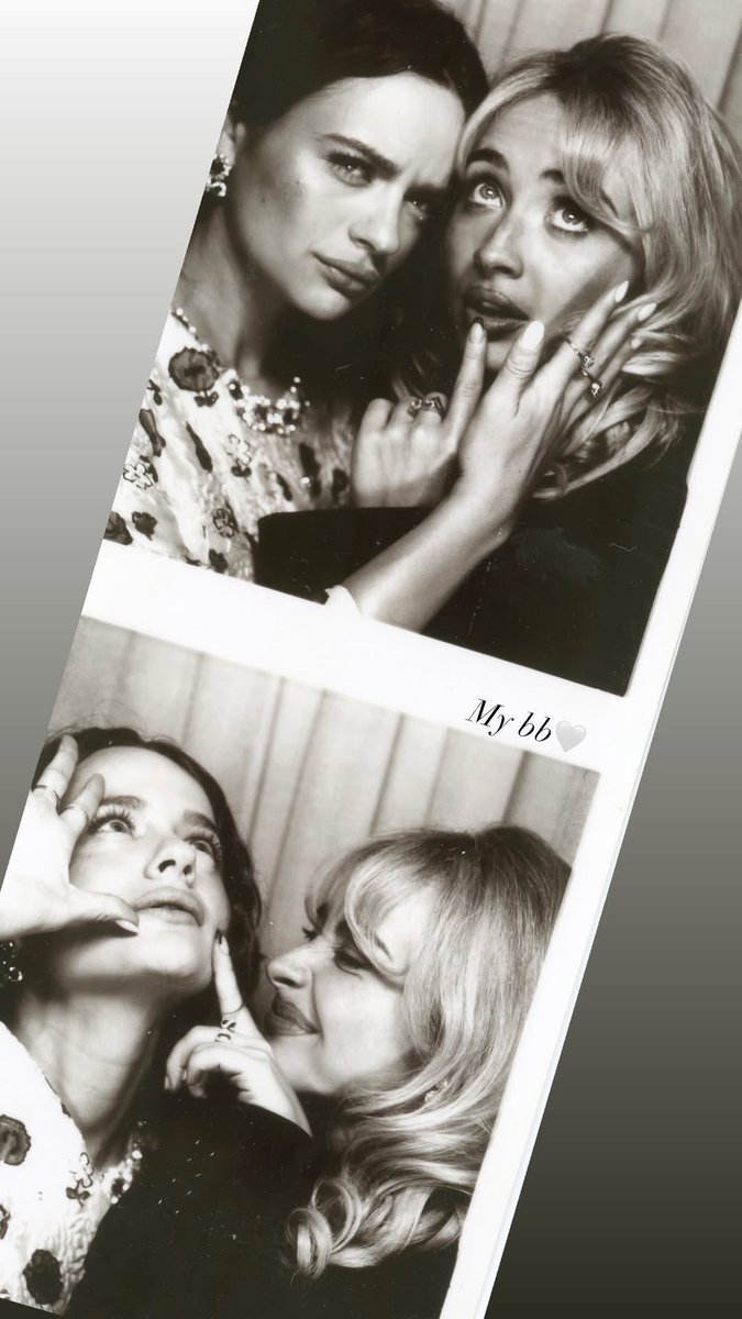 SCdailyupdate's tweet photo. Sabrina Carpenter with a friend recently. https://t.co/MqLAqlLWq3
