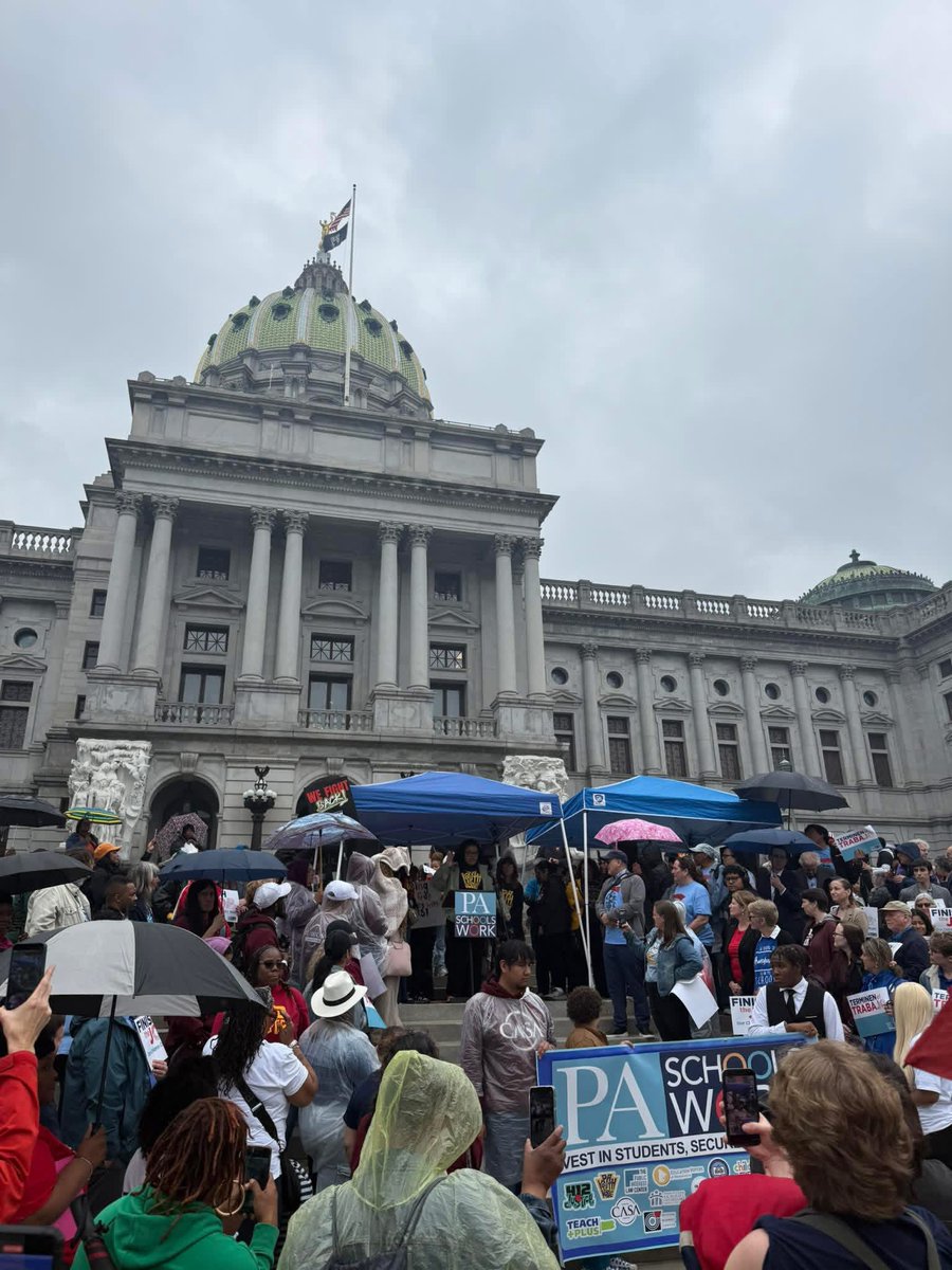 ChrisManoPA's tweet photo. #FinishtheJob #FundOurSchools https://t.co/9HCPjNsS6j