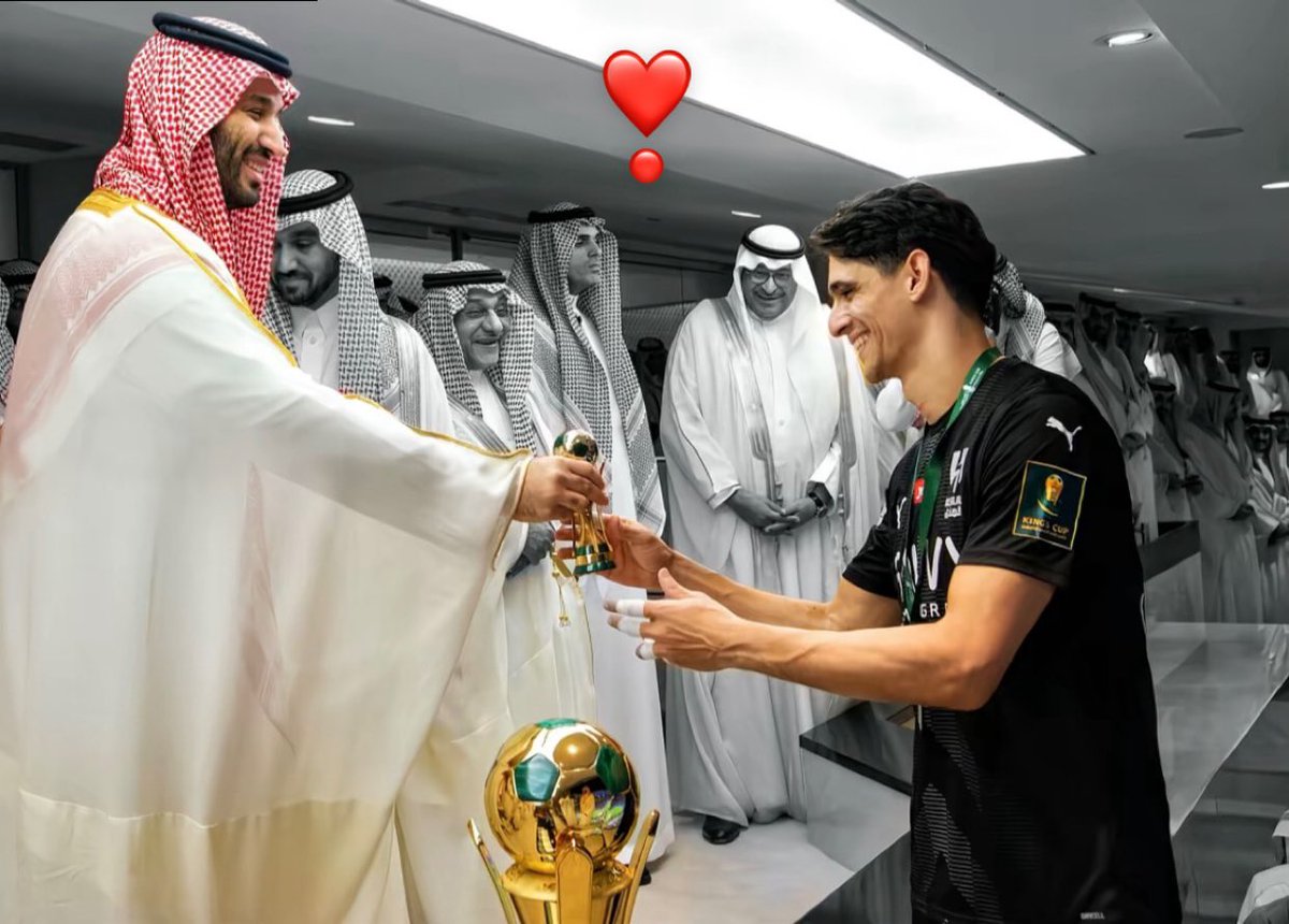 « منظر سيتكرر باذن الله 8 مايـــو» 
                        💙