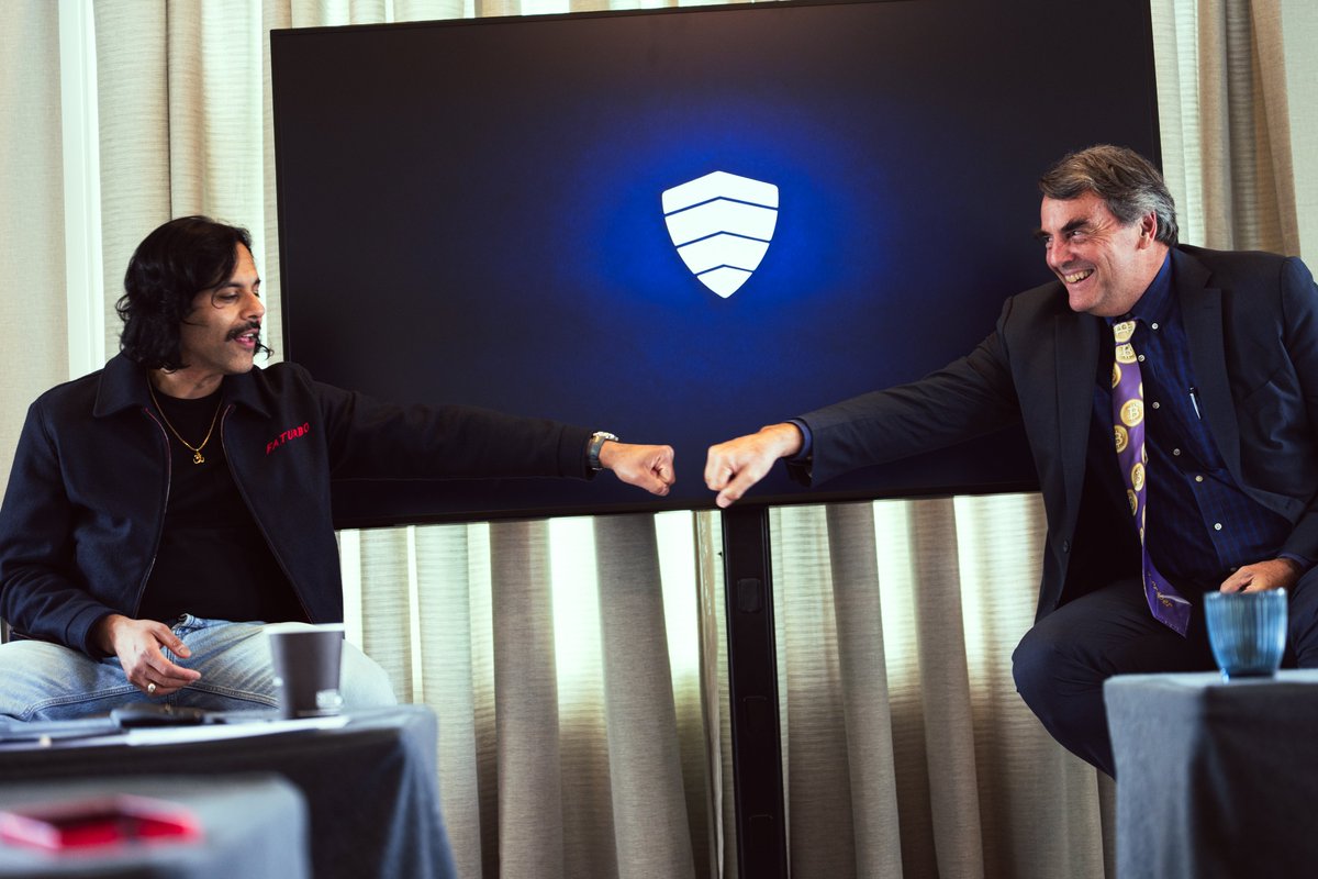 CowboySpaceCorp's tweet photo. It was a pleasure attending the @DraperVC  summit. 

Our CEO, @BaijuBhatt , sat down with @TimDraper for a fireside chat to talk about @AetherfluxUSA and the future of space technology. 

Thank you to everyone who joined the discussion and to Tim for bringing such a great group of minds together.