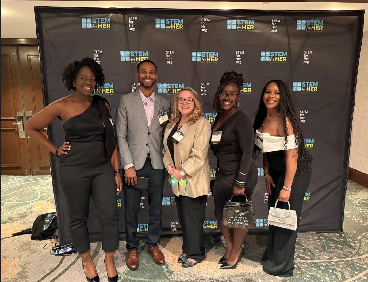 MTSI_VA's tweet photo. MTSI’s Alexandria Social Responsibility Committee sponsored and participated in the STEM for Her Elevate Her Gala, supporting girls and young women in STEM.

300+ leaders came together to fund mentorship, hands-on learning, and career exposure.

#EmployeeOwned #ESOP #STEM https://t.co/7l78VxUDDU