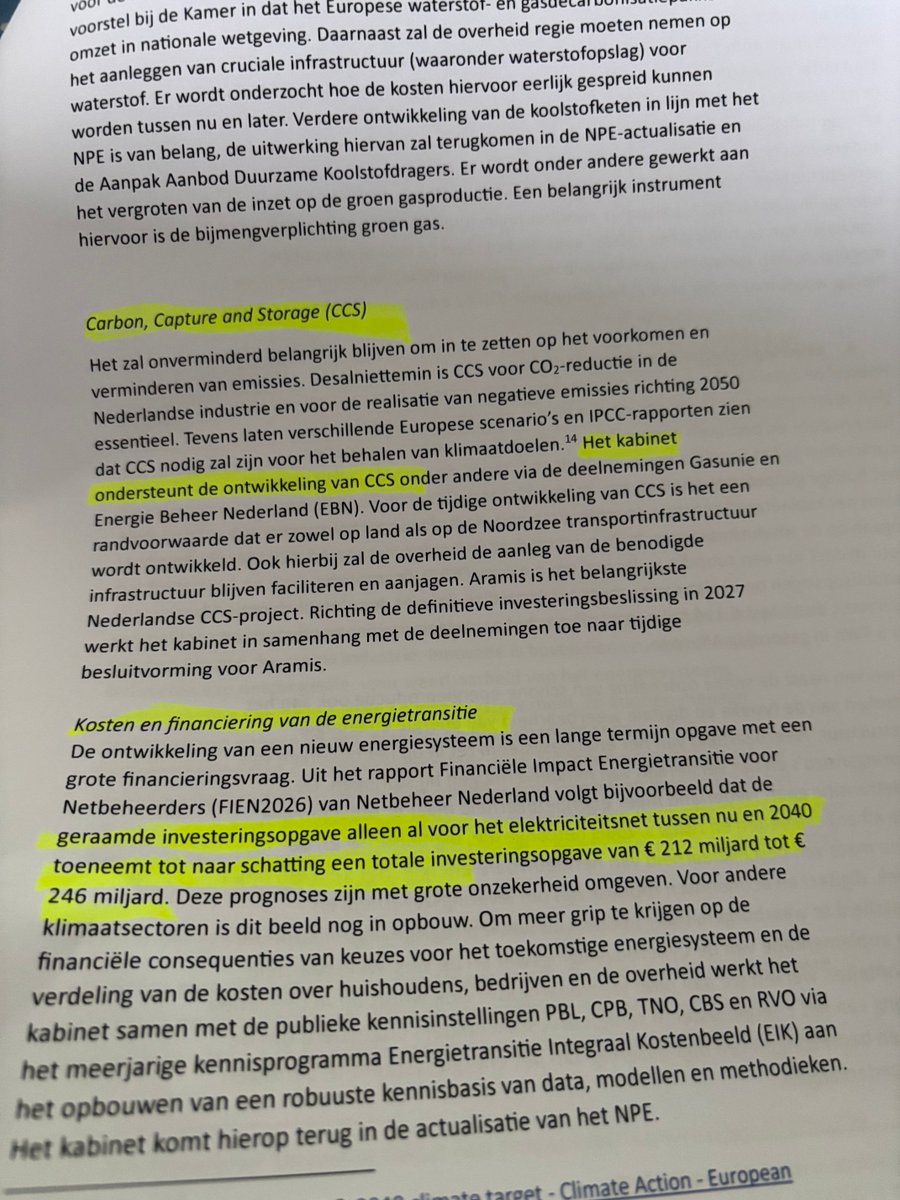 PvanHouwelingen's tweet photo. Het kabinet laat weten dat het ruim 200 miljard euro kost om ons energienet gereed te maken voor de zogenaamde “energietransitie” vanwege een fictieve “klimaatcrisis”.👇 https://t.co/ZxfAmYOaHb