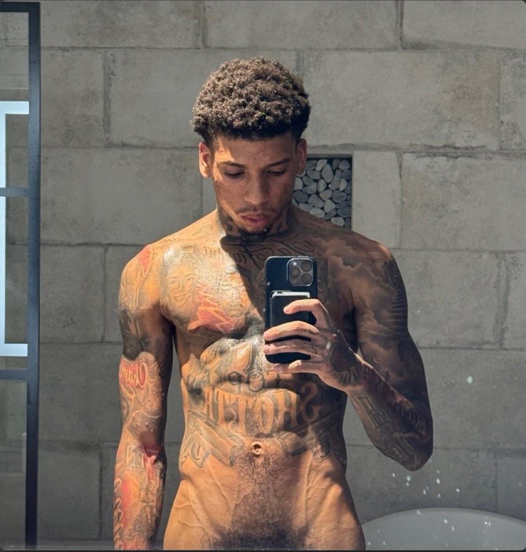 XXL🤫 tweet media