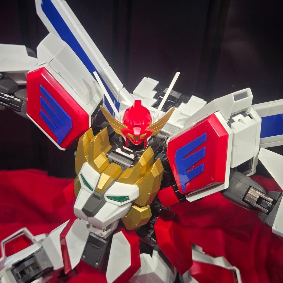 Metalrobot.it tweet media