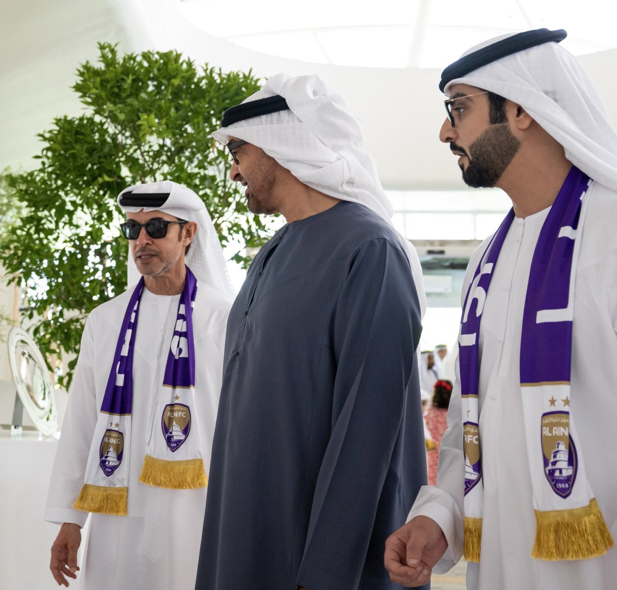 SaeedSaif_'s tweet photo. لا جديدٌ يُذكر و لا قديمٌ يُعاد
عاد الكل لمكانه الطبيعي

مبروك لـ سيدي الشيخ محمد بن زايد
و الشيخ هزاع بن زايد و الشيخ سلطان بن حمدان

و لكل عاشق و متيم بهذا الكيان العظيم💜 https://t.co/KFdulJcxf2