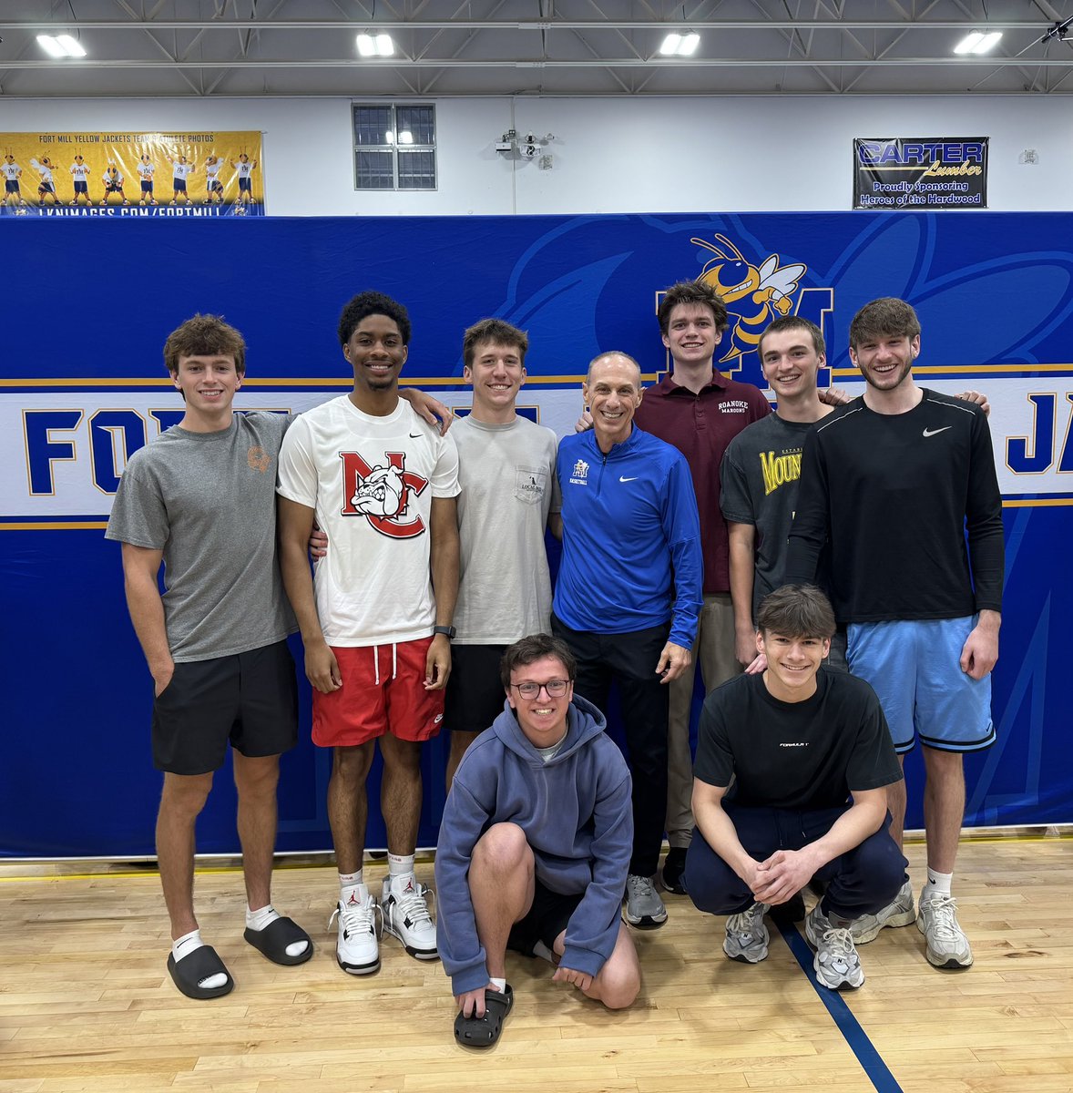 FMHSBball1's tweet photo. Proud of my guys on Signing Day! 
Wallace Campbell - Roanoke College, Va. 
AJ Washington- Navarro College, Tx
@acecampbell26 @Aj_5ivee @FMYellowJackets @dwayne_hartsoe @MacBanksFM @SCHSL @SCBCA https://t.co/SAYMmWfCAa