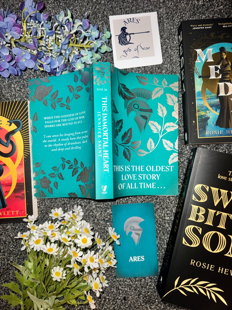 Caitlin - Booksblabbering📚 tweet media