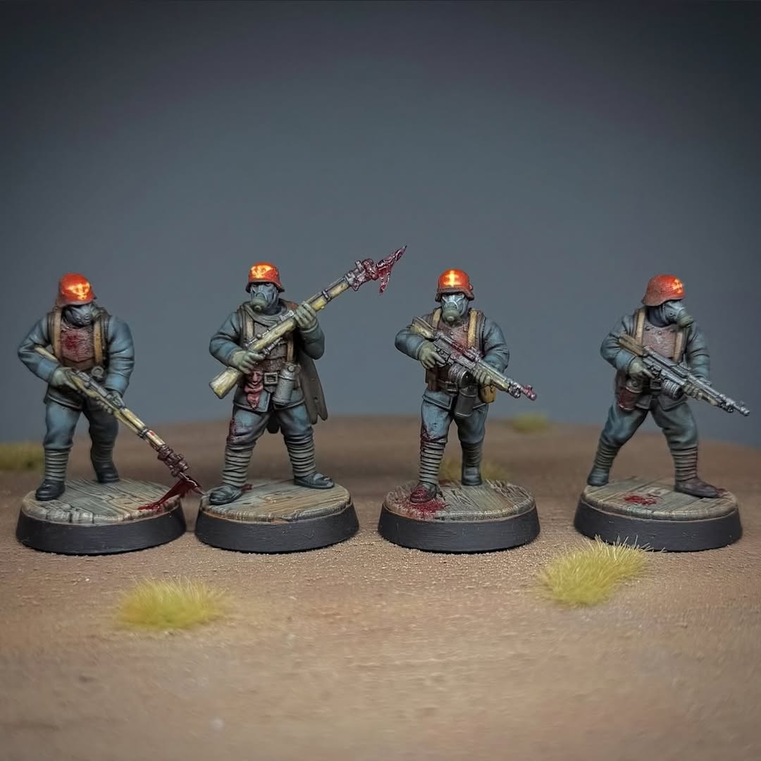 Warzone_Studio's tweet photo. Gloomy heretic legions from the wargame Trench Crusade with bright glowing glyph effects
Artist - @miniwargamer_dave
miniwargamer_dave
#WarzoneStudio #TrenchCrusade #hereticlegion #Warwolf #HereticTroopers #miniatures #Grimdark https://t.co/Hau0oJmkEv