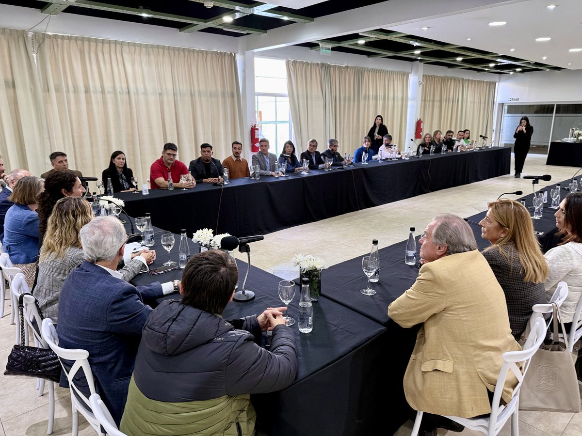 Embajadora de Australia en Buenos Aires tweet media