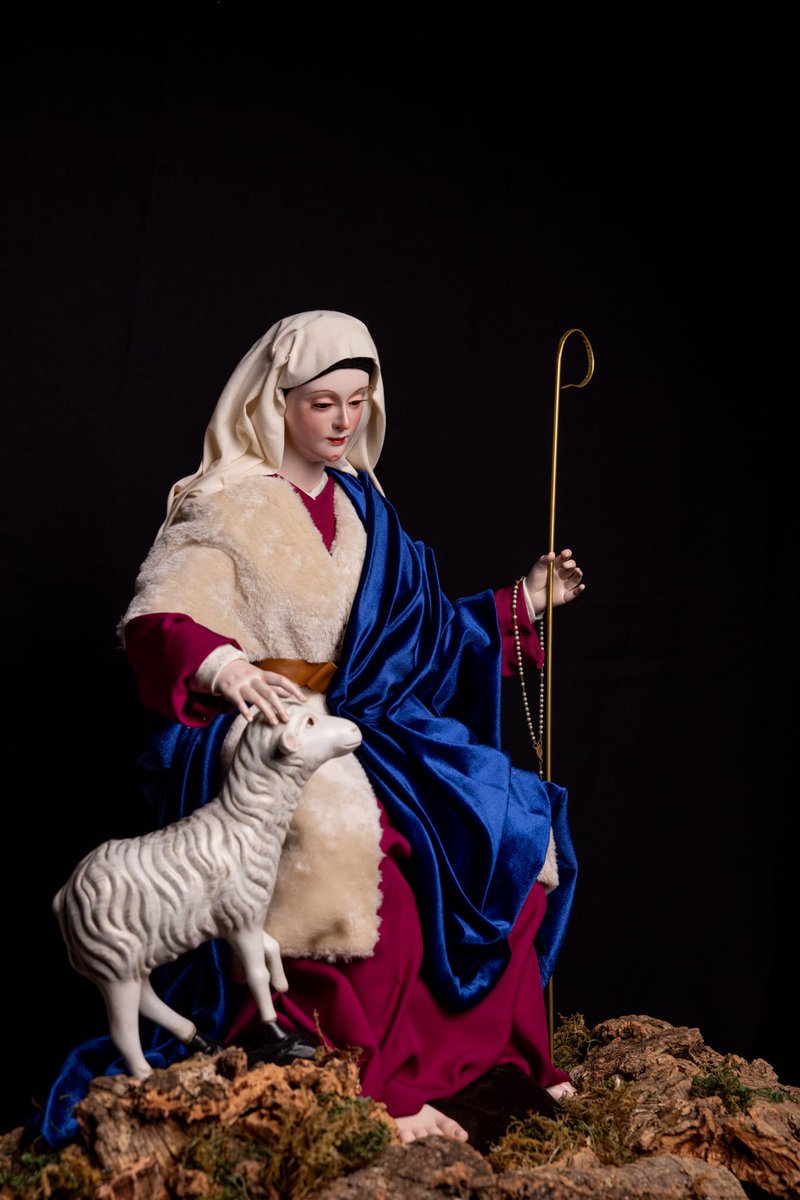 PanequeArte's tweet photo. Os presento mi última obra, Divina Pastora de las Almas.
Madera de cedro 78 cm, ojos de Cristal artesanales.
Fotografia @LMFotosCofrades 
#arts #art #malaga #cofradiasmlg  #woodart  #sculpture #imagineria  #policromia #divinapastora  #andalucia #devocionesparticulares  #gallery https://t.co/y065nuOKFe